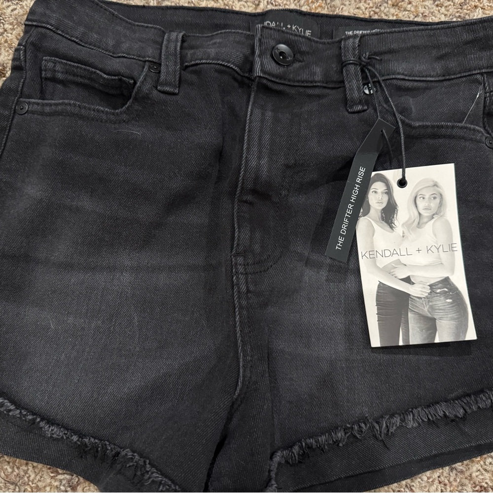 Kendall & Kylie The‎ Drifter Denim Shorts Size 28